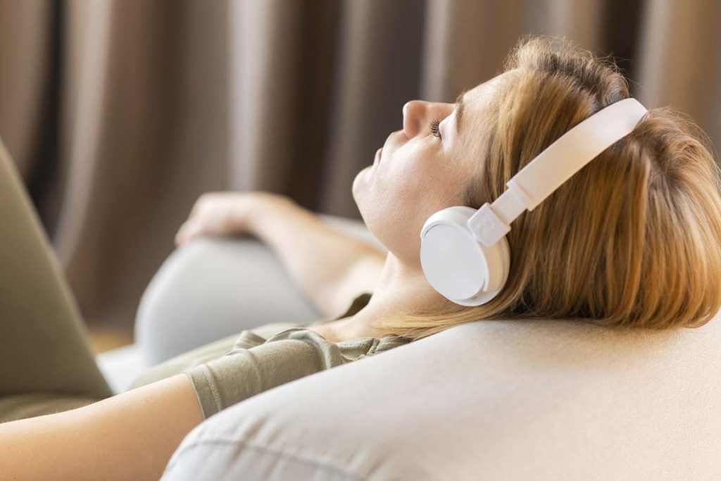 CBD and Sound Healing: Immersive Relaxation