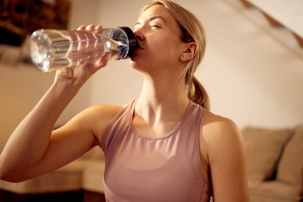 Hydration Habits with CBD: Optimal Daily Fluid Intake